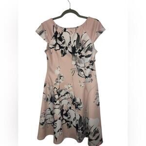 Glamour Large Floral Dress Cap Sleeve Fit & Flare Side Zip Unlined Scoop Neck
